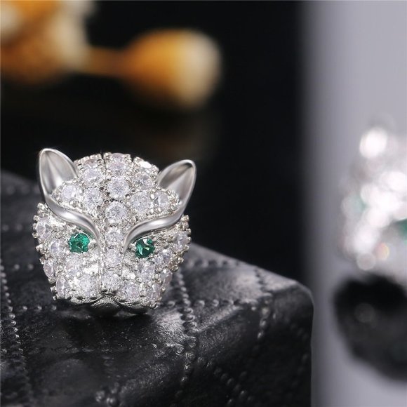 💞925 Sterling Plated Shiny Crystal Sparkling Stud Earrings for UNVN12448 - Picture 6 of 8